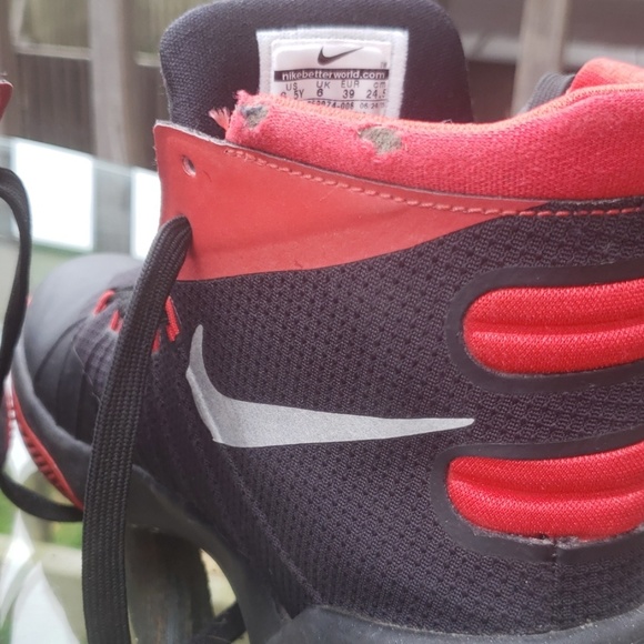 Nike 2015 Red &Black Hyperdunks. Size 6.5 - Picture 3 of 4